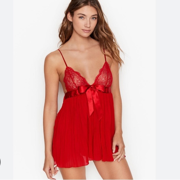 Victoria's Secret Other - Victoria’s Secret Pleated Red Babydoll